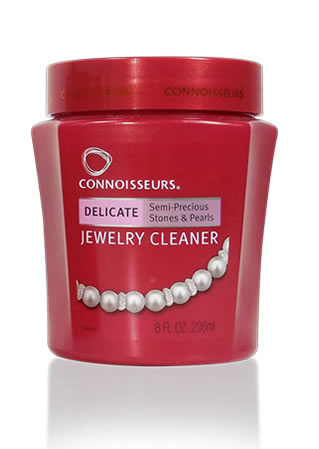 Delicate jewellery cleaner dip