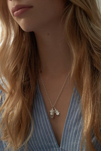 Karen Walker Stg Acorn and Leaf Pendant