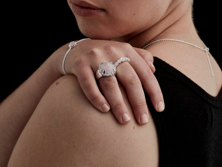 Stolen Girlfriends Club Stg Rose Quartz Claw Ring