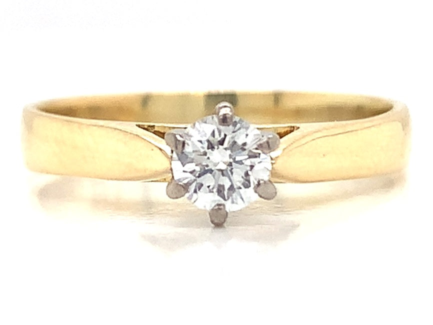 X1496b 18ct diamond soltaire ring tdw 0