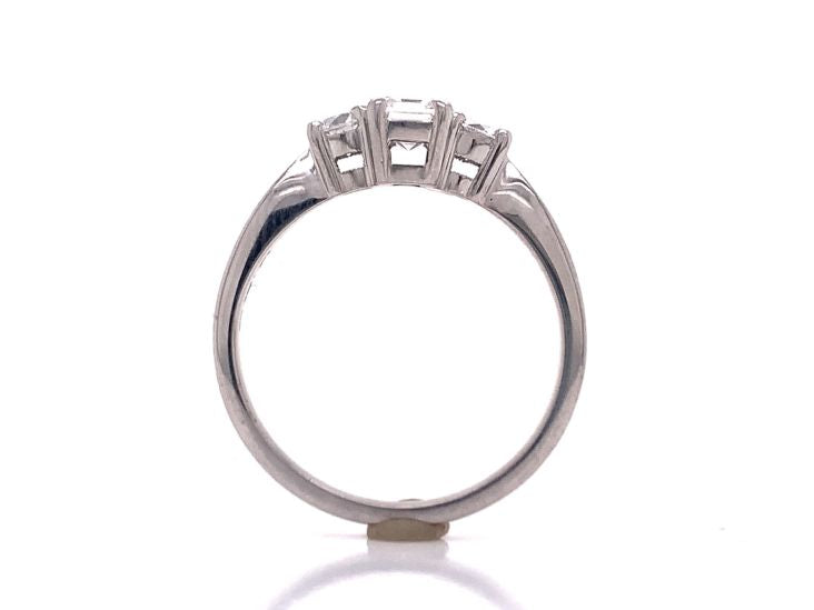18ct white gold emerald cut diamond two diamond ring tdw 1