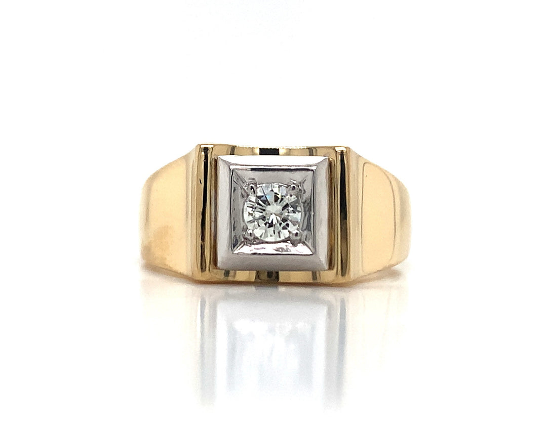 18ct Diamond Solitaire Signet Ring TDW 0.27ct