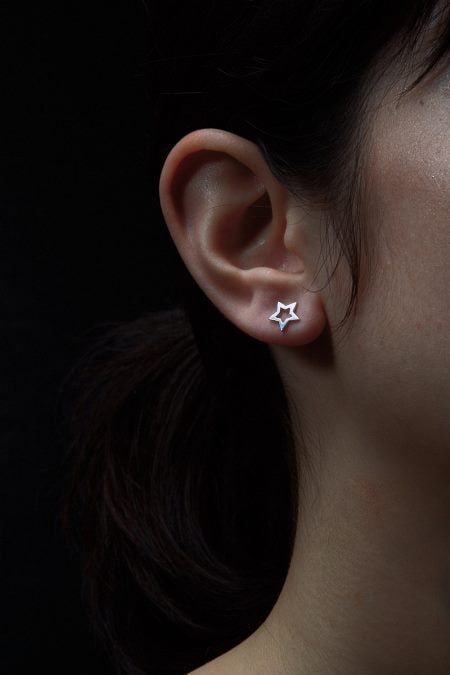 Karen walker stg mini star earrings