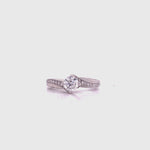 Load and play video in Gallery viewer, 18ct White Gold Diamond Solitaire Ring TDW 1.00ct
